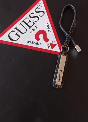 Подвеска брелок на сумку guess