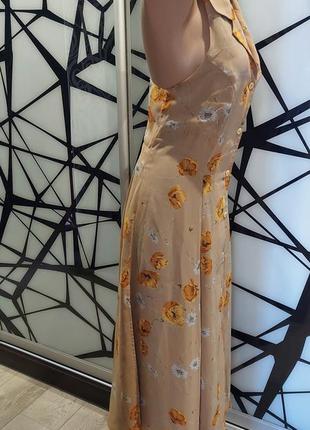 Шифоновое платье миди в цветочный принт на пуговицах с отложным воротником 44-464 фото
