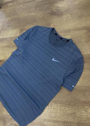 Nike футболка для спорта2 фото