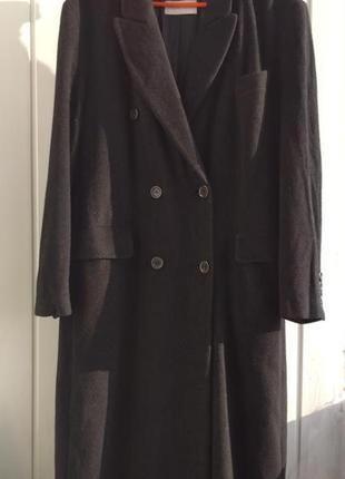Двубортное длинное пальто boyfriend из кашемира vittoria virani. имталия.