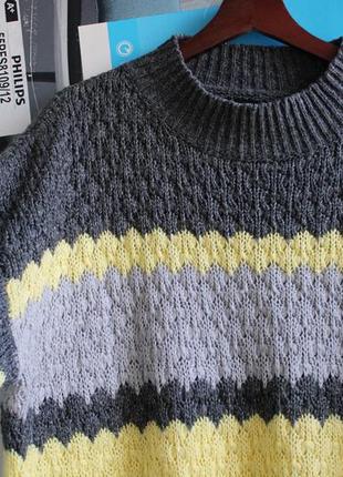 Интересный вязаный свитер, ажурная вязка6 фото