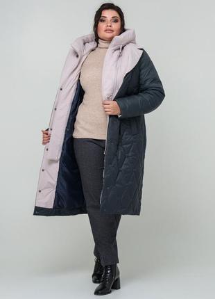 Актуальне зимове жіноче пальто зі стьобаної  плащової тканини з капюшоном, великі розміри10 фото