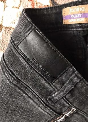 Стильні сірі джинси з лампасами5 фото