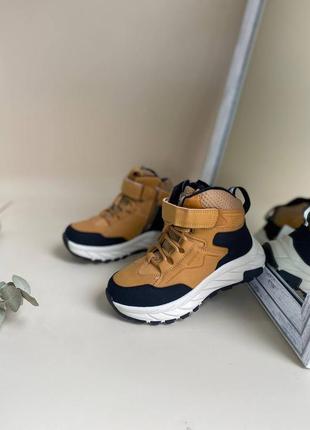 Круті черевики для хлопчиків від jong golf