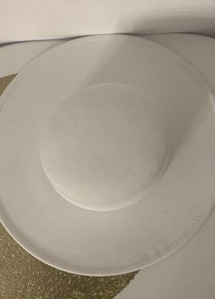 Шляпа канотье унисекс с широкими полями 9,5 см белый дефект5 фото