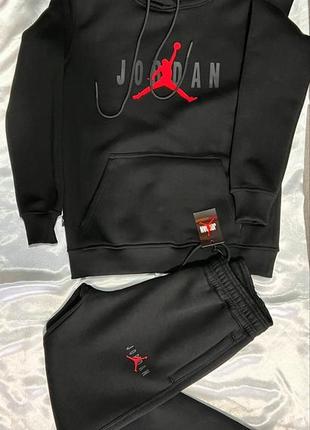 Спортивний костюм