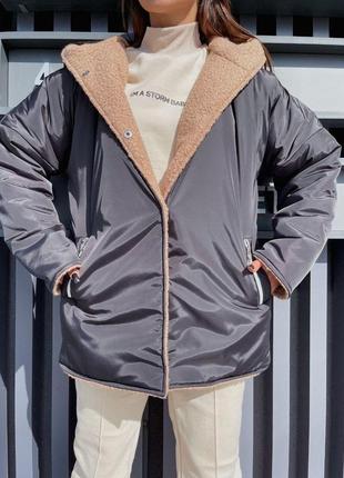 Женская зимняя двусторонняя куртка плащевка мех с капюшоном размер  42/48 oversize3 фото