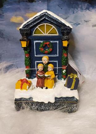 Цікава новорічна прикраса на камін або в городок лед декор різдво