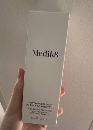 Зволожуючий сонцезахисний medik8 advanced day ultimate protect spf 50+ та pa+++8 фото