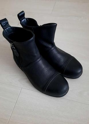 Ботинки