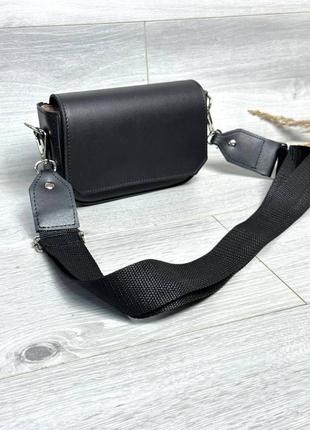 Чорна практична універсальна стильна мініатюрна трендова сумочка2 фото
