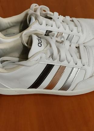 Кроссовки b42767 adidas2 фото
