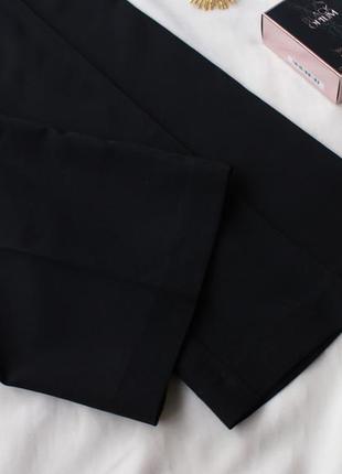 Актуальные базовые черные брюки прямые от papaya4 фото