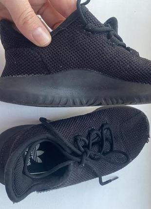 Кросівки чорні adidas 33 розмір9 фото