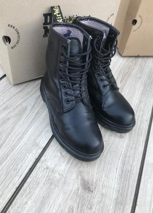 Черевики dr. martens ботинки 1460 класичні класика з хутром теплі5 фото