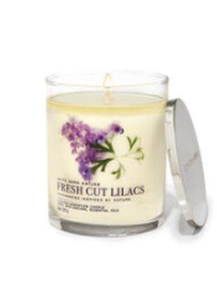 Ароматизована свічка fresh cut lilacs bath and body works