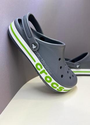 Сірі сабо крокс crocs bayaband clog1 фото