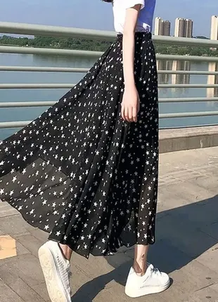 Длинная широкая юбка с сеточками ярусами