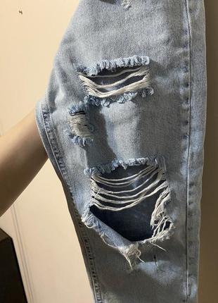 Рваные джинсы3 фото