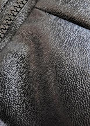 Женская зимняя кожаная куртка из эко кожи черная, короткий кожаный пуховик5 фото