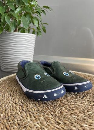 Обувь для садика
