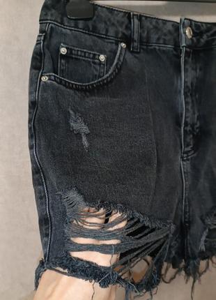 Чёрные джинсовые шорты mom topshop мом рваные на высокой посадке8 фото