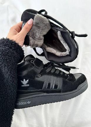 Зимние женские кроссовки adidas forum winter black suede fur черного цвета с мехом