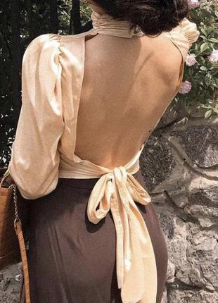 Шовкова естетична блуза з відритою спинкою10 фото