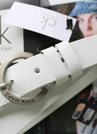 Жіночий шкіряний ремінь calvin klein white