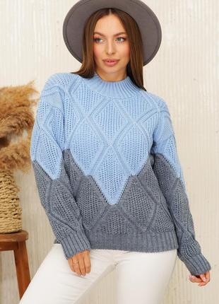 Женский теплый вязанный свитер двухцветный размер 44-52 сине-белый8 фото