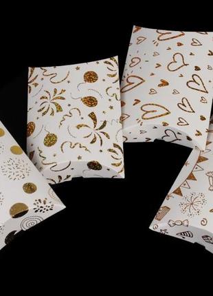 Коробочка для подарка сборная (10х11см) 8 шт.