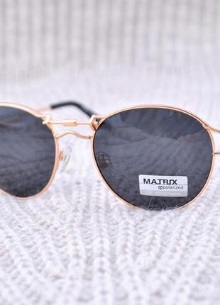 Фірмові сонцезахисні окуляри matrix polarized