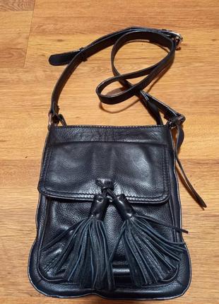Женская черная сумка кроссбоди clarks натуральная кожа1 фото