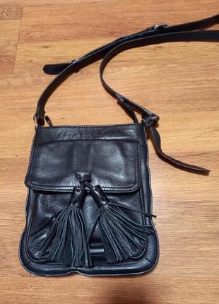 Женская черная сумка кроссбоди clarks натуральная кожа2 фото