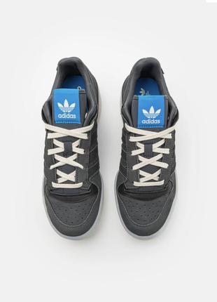 Adidas кросівки5 фото