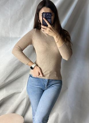 Бежевый гольф в рубчик 2