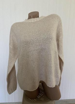 Свитер