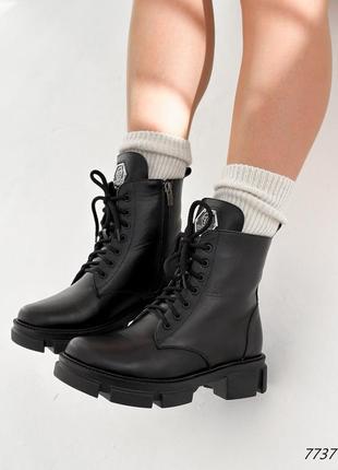 Стильні чорні зимові жіночі черевики берци шкіряні,натуральна шкіра і вовна на зиму6 фото