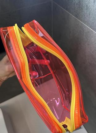 Косметичка benefit