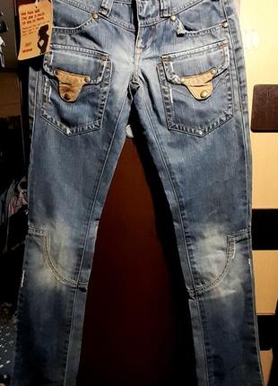 Крутые стильные джинсы8 фото