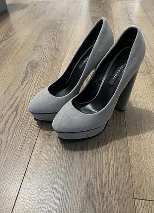Туфли casadei 37