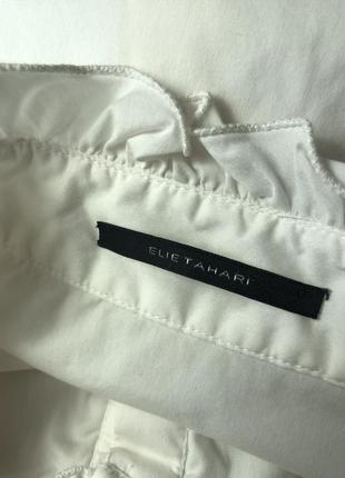 Elie tahari белая y2k романтик хлопковая приталенная блузка со стойкой оборки рукав-фонарик7 фото