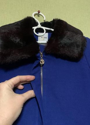 Синее пальто для девочки с мехом3 фото