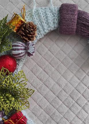 Новорічний декор "місяць у шапці"