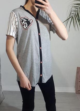 Стильная футболка в спортивном стиле, футболка с принтом, футболка в бейсбольном стиле5 фото