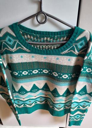 Пуловер укороченный с геометрическим рисунком8 фото
