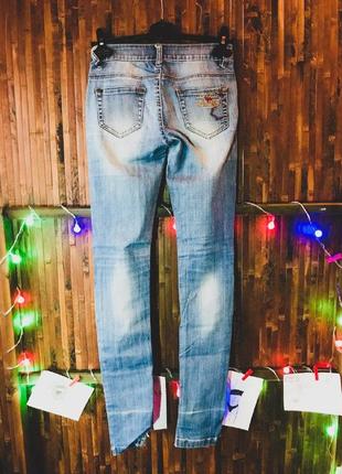 Светлые джинсы6 фото