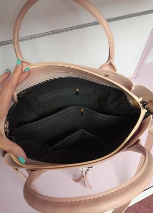 Женская сумка формата а4 на одно отделение с большим внешним карманом2 фото