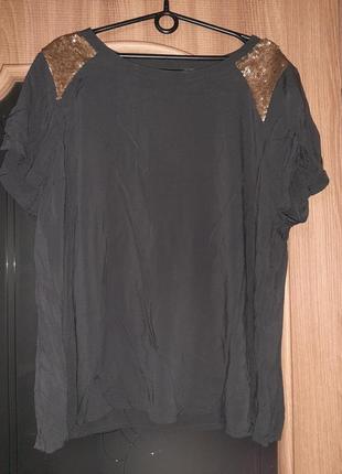 Блуза сіра кофтинка з паєтками.