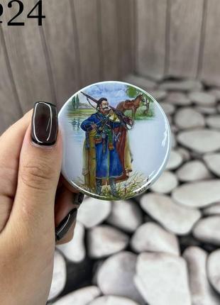 Значок сувенірний №24, 5,7см, пак. 7*8см